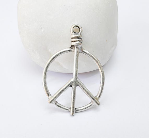 Peace Symbol Pendant Charm, Boho Hippie Jewelry Supply, Spiritual Retro 60s Style Necklace Component, Antique Silver Plated 34x24mm G37102