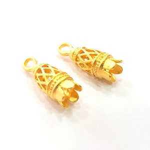 2 pingentes de cone de flor de latão banhado a ouro G14463