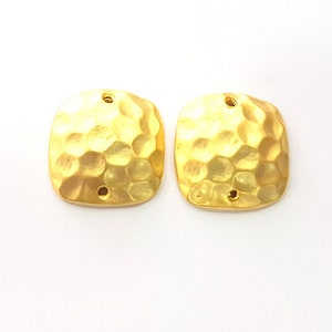 2 Gold Hammered Connector Gold Plated Metal (18mm)  G12704