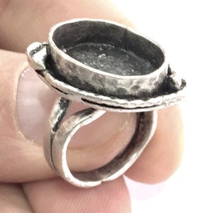 Silver Ring Blank Bezel Settings Cabochon Base Mountings Adjustable Ring  (18x13 mm blank ) Antique Silver Plated Brass G5289
