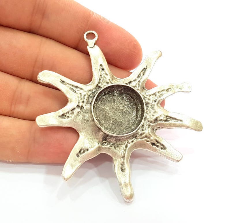 Silver Sun Pendant Blank Bezel Base Setting Necklace Blank Resin Blank Mountings Antique Silver Plated Brass G8280