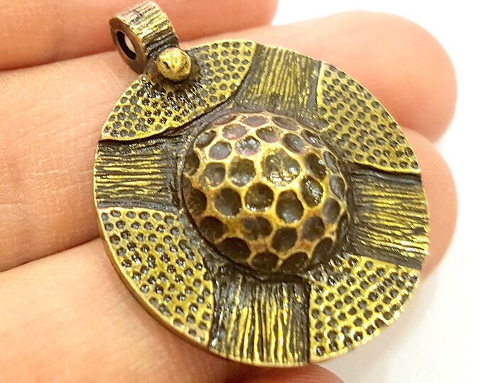 2 Antique Bronze Pendant Antique Bronze Medallion Pendant Etsy