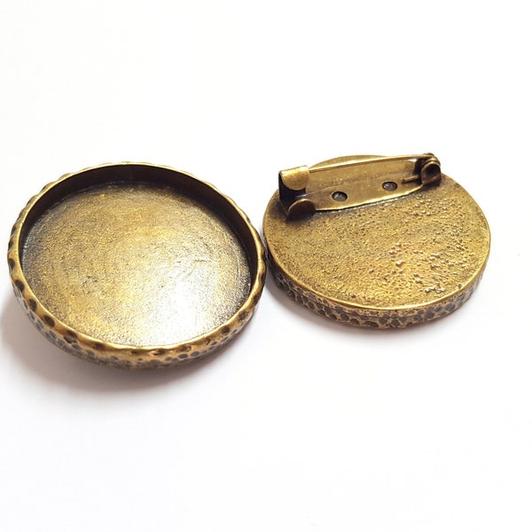 Hammered Brooch Holders Pin Brooch Blanks Brooch Bezel Antique Bronze Plated Brooch Pin Findings  (30mm Bezel size)  G19652