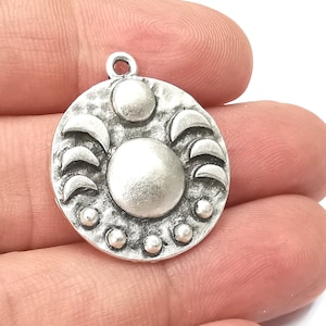 Crescent Moon Charms The Phases of The Moon, Round Hammered Ethnic Antique Silver Plated (29x25mm) G28299