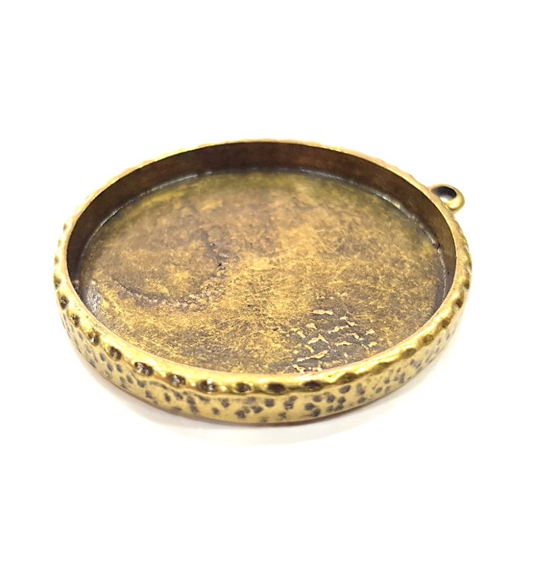 Hammered Base Resin Base Pendant Blank inlay Blank Mosaic Blank Bezel Setting Mountings Antique Bronze Plated Metal G17626 40mm blank
