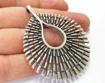 Silver Pendant Antique Silver Plated Pendant (66x54mm)  G19953