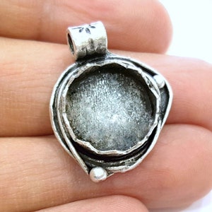 Silver Pendant Blank Bezel Base Setting Necklace Blank Mountings Antique Silver Plated Brass (15 mm blank) G6799