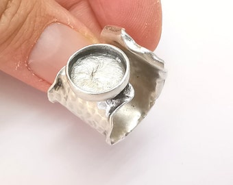 Hammered Ring Setting Resin Ring Blank Cabochon Mounting Adjustable Dried Flower Ring Base Bezel Antique Silver Plated Brass (12mm) G33602