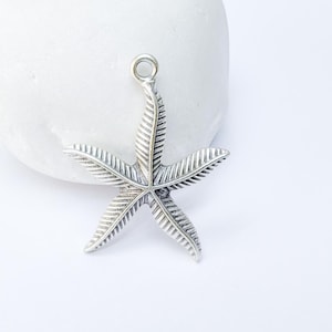 Starfish Charm, Silver Sea Star Pendant, Nautical Boho Beach Jewelry Supply, Ocean Theme Pendant, Antique Silver Plated 30x25mm G37184