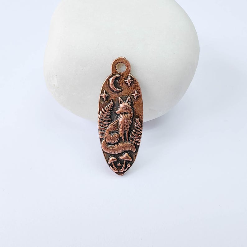 Ciondolo Volpe e Luna, design boschivo su entrambi i lati, placcato in rame anticato, 30 x 12 mm, G37904 immagine 2