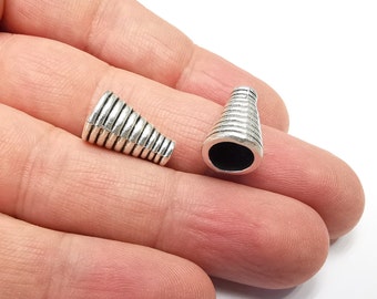 Hallazgos de cono bañados en plata antigua (16 x 10 mm) G29249