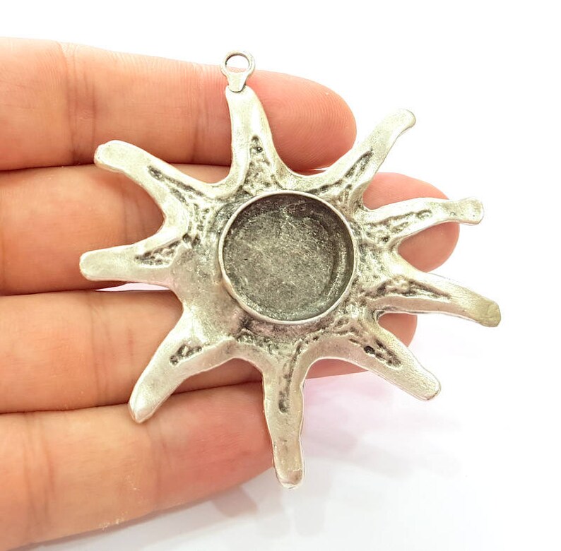 Silver Sun Pendant Blank Bezel Base Setting Necklace Blank Resin Blank Mountings Antique Silver Plated Brass G8280