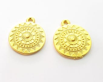 2 Gold Round Charm, Gold Plated Charms  (21mm)  G8305
