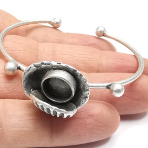 Scallop Sea Shell Silver Bracelet Brass Cuff Blank Bezel Glass Cabochon Base Adjustable Antique Silver Brass (10mm blank) G27110