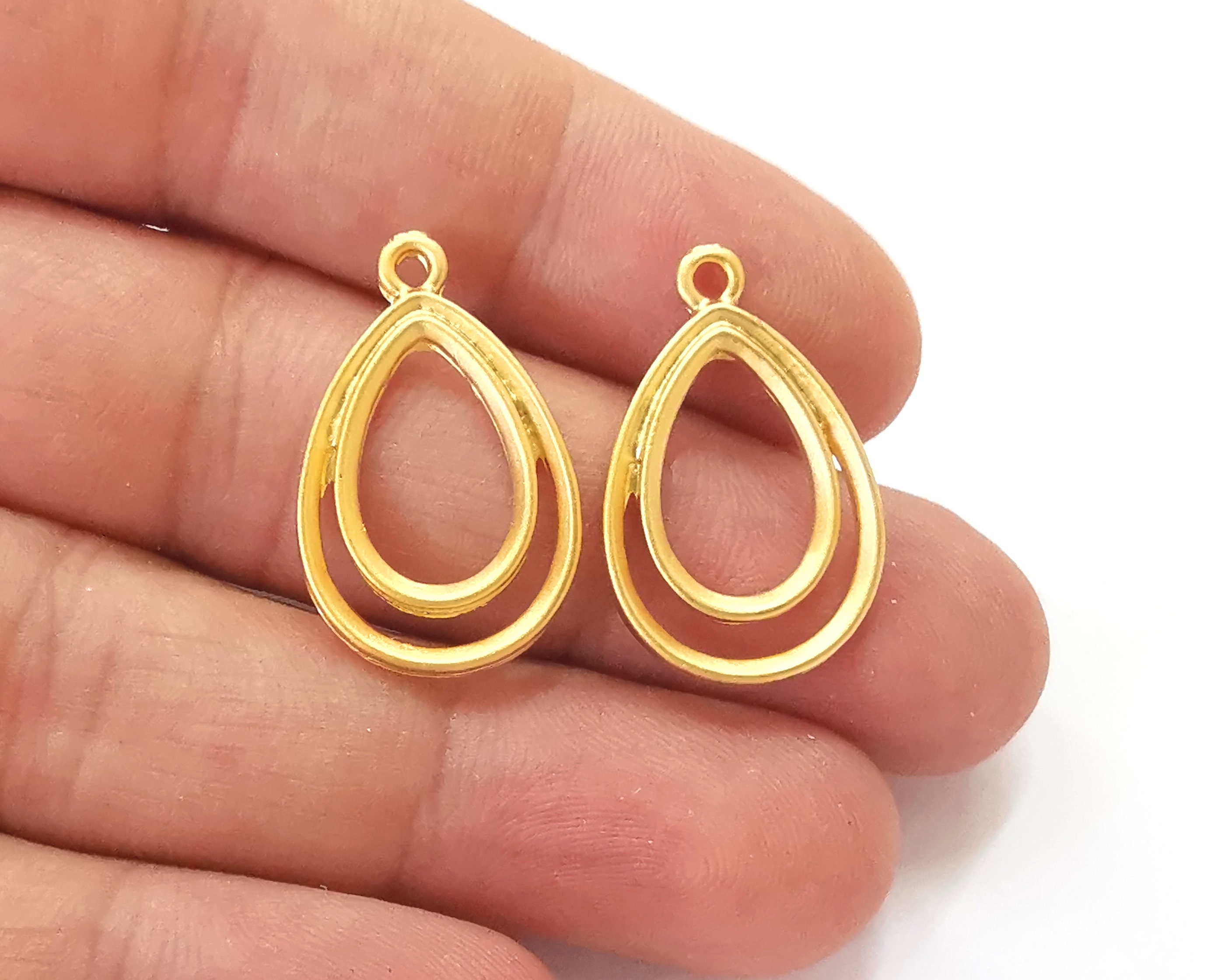 ドロップチャーム2個 金メッキチャーム (27 x 17 mm) G25760 - Etsy 日本