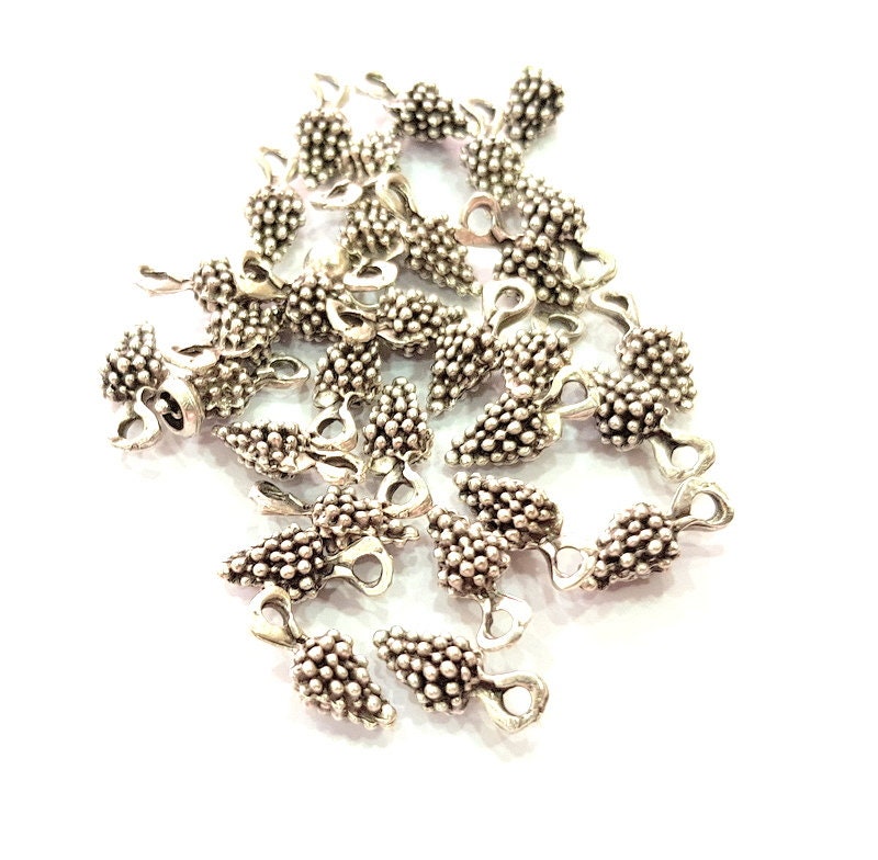 20 Antique Silver Bunch Of Grapes Charms Wine Glass Charms 12x18mm Pendant 