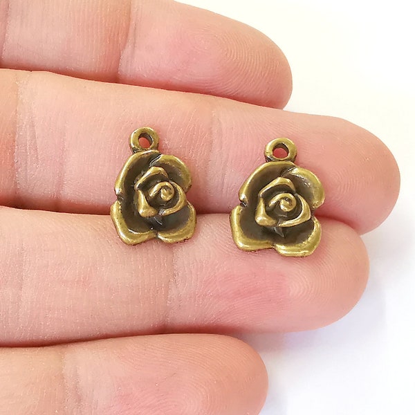 10 Rose charms Antique bronze plated charms (16x12mm) G23416