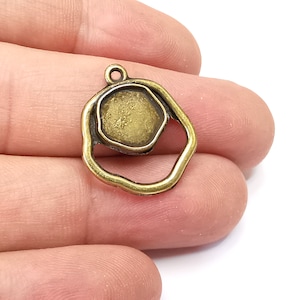 Antique Bronze Charms Blank Resin Bezel Mounting Cabochon Base Setting Antique Bronze Plated Charms (10mm Blank) G33932