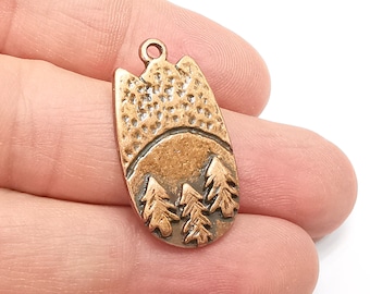 Trees Hill Charms, Hammered Pendant,  Antique Copper Plated (32x17mm) G29284