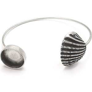 Scallop Sea Shell Silver Bracelet Brass Cuff Blank Bezel Glass Cabochon Base Adjustable Antique Silver Brass (14mm blank) G27007