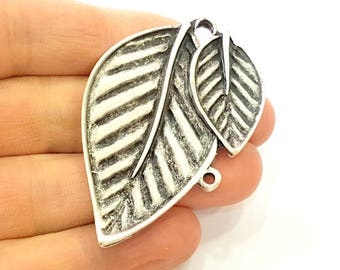 Silver Leaf Pendant Antique Silver Plated Pendants (62x41mm) G7543