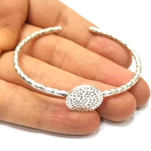 Bracelet Blank Cuff Bezel Blank Glass Cabochon Base Bezel Hammered Bracelet Adjustable Antique Silver Bracelet (18mm ) G16626