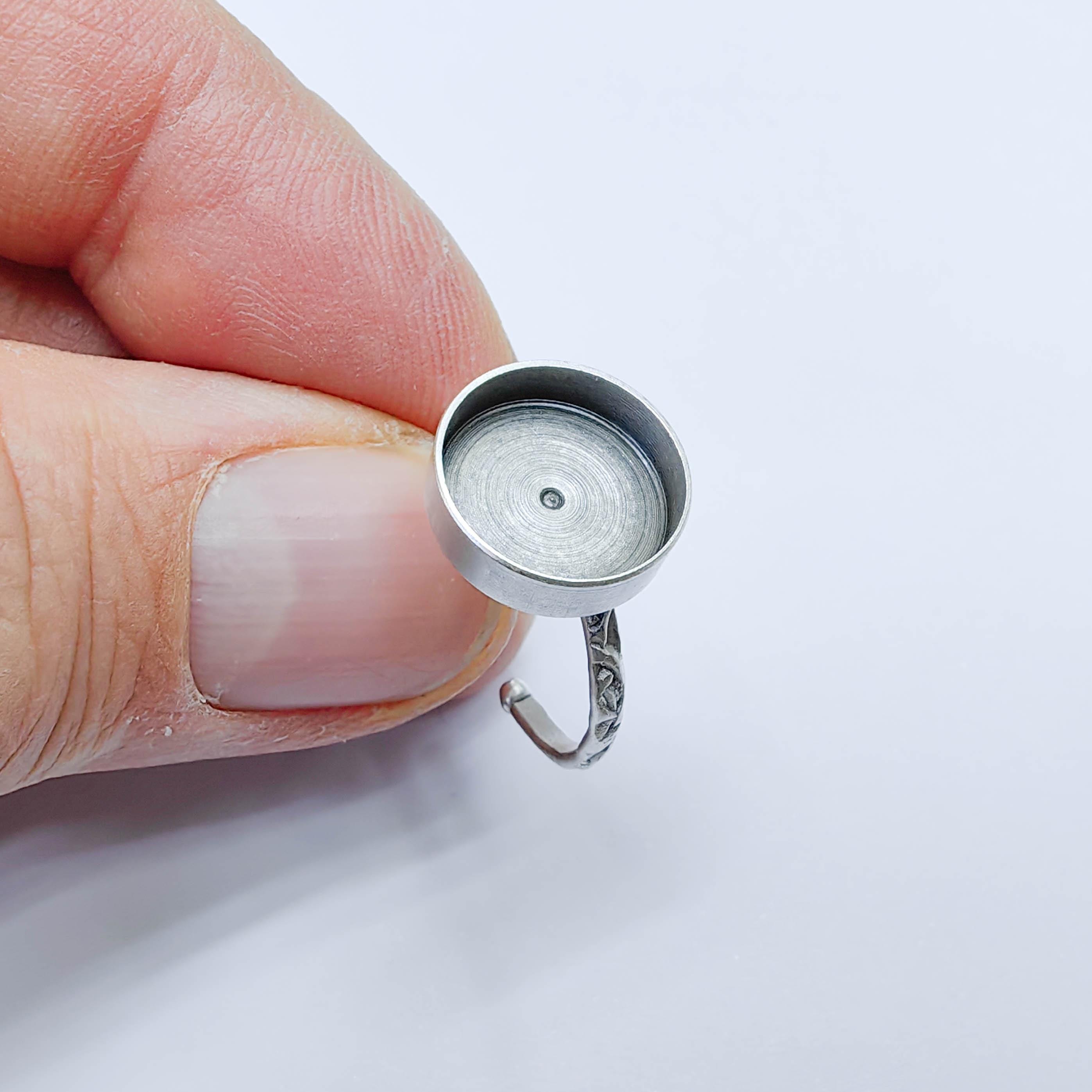 Adjustable Ring Base With Round Bezel Setting, Antique Silver Plated ...