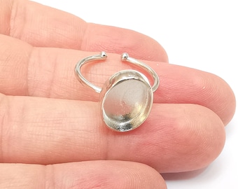 Anillo ovalado de plata brillante, base de cabujón, bisel de resina, montaje de anillo, base de marco de epoxi, latón rodiado ajustable, 13 x 10 mm, G35819