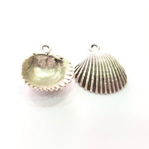 2 Oyster Charms Shell Charm Mussel Charms Sea Ocean Silver Charms Antique Silver Plated Metal (30x25mm) G14464