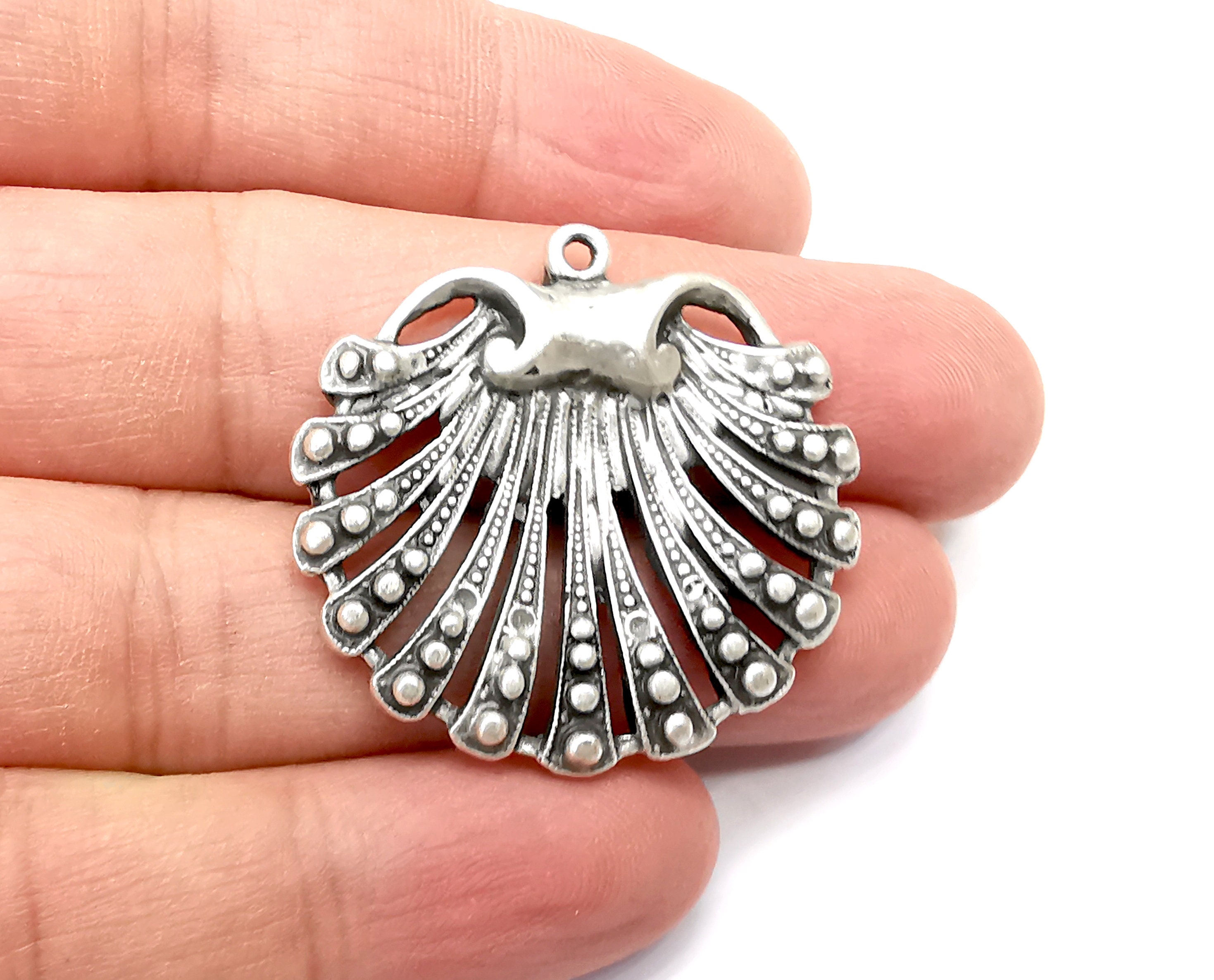 Scallop Charms, Dangle Charms Antique Silver Plated (36x35mm