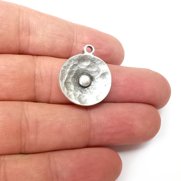 Silver Hammered Disc Charms, Jewelry Parts, Silver Bracelet Component, Antique Silver Finding, Antique Silver Plated Metal (25x21mm) G36015