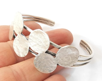 Hammered discs bracelet brass cuff blank bezel base Adjustable antique silver plated brass (15mm Blanks ) G24608