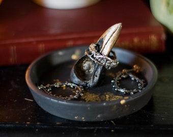 Trinket Dish and Ring Holder, eco resin magpie skull, gothic home decor, Eco friendly gift