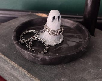 Ghost trinket dish and ring holder, gothic home decor, Halloween spooky Gift