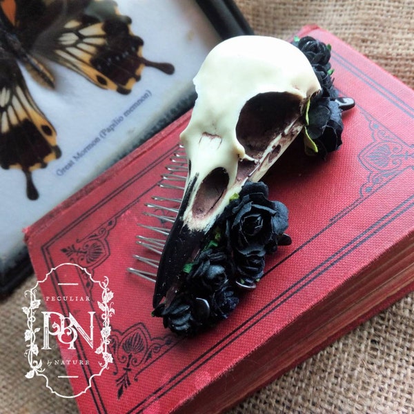 Black rose crow skull hair comb, gothic bridal hair slide, alternative wedding hair accessory