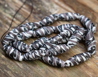 Monochrome Fancy Beads