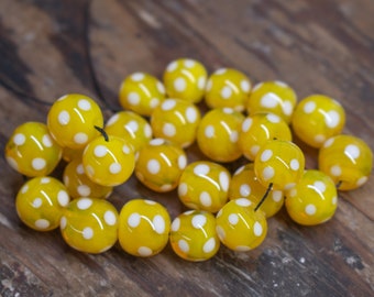 White Over Misty Yellow Skunks