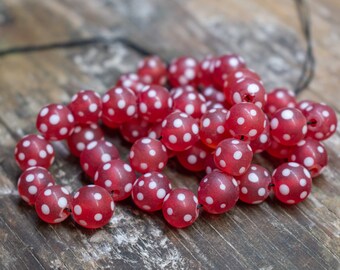 Reproduction White on Transparent Red Skunks