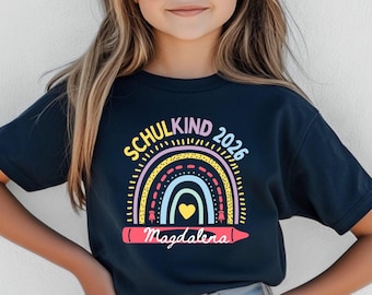 Schulkind 2026 T-Shirt personalisiert | Einschulung Shirt mit Name | Geschenk 1. Schultag | Tshirt zum ersten Schultag | Erste Klasse Shirt