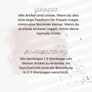 May include: Text on a white background with a watercolor-style design. The text in German reads "GR&Ouml;SSE" and "BEARBEITUNG", with instructions about sizing and processing time for orders.