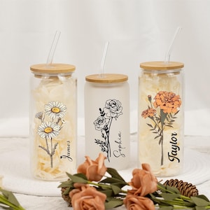 Personalized Floral Iced Coffee Cup: Retro Can Glass with Bamboo Lid