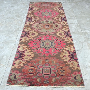 Runner Rug 2&#39;11&quot; x 9&#39;4&quot; | Pink Vintage Rugs for living room | Wool rug for Vintage decor as hallway runner or kitchen rug | Handknotted rugs