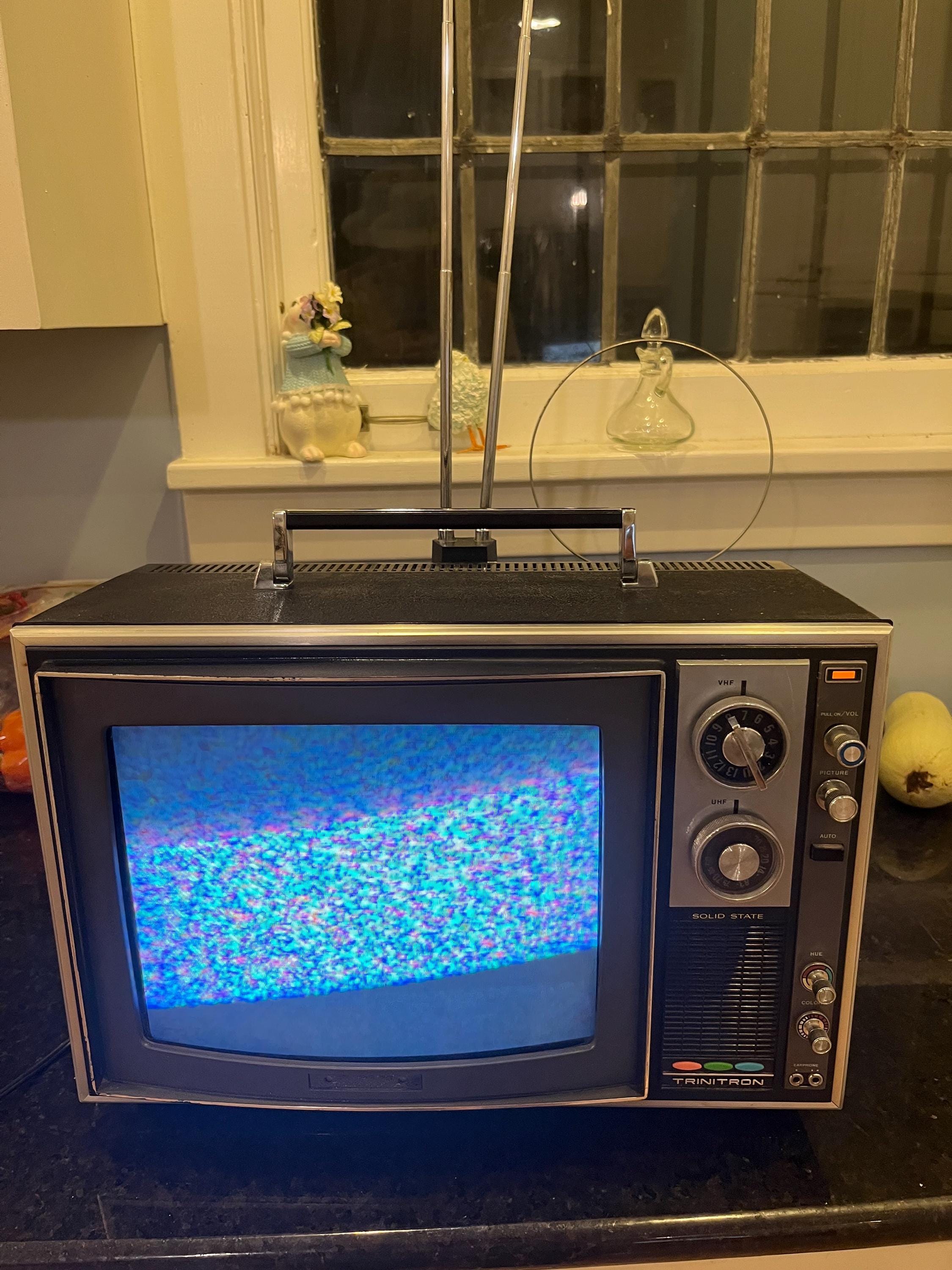 TV ＆映像 - Etsy 日本