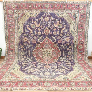 Handmade Wool Vintage Turkish Area Rug: 9&#39;9x12&#39;5 ft, Red & Blue