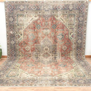 Handmade Red Wool Persian Rug: 9&#39;6x12&#39;7 Vintage Floral Rug