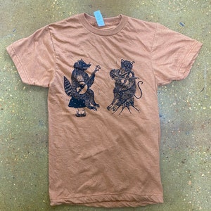 Raccoon Playing Banjo & Possum Playing Fiddle Soft Style Heather Rust Screen Printed T Shirt