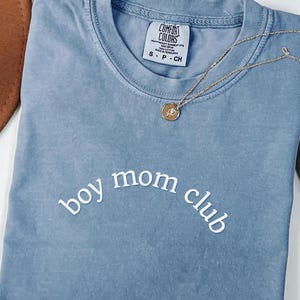 Comfort Color® Boy Moms Club Shirt, Boy Mama Shirt, Pregnancy Announcement Boy, Mom Life Shirt, Mother&#39;s Day Gift, Cute Mom Tee, Mom Gift