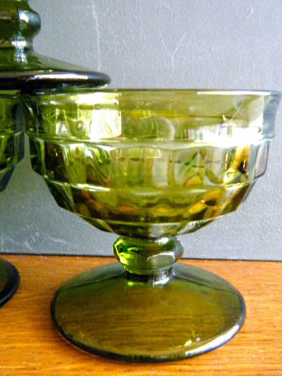 easter dishes set