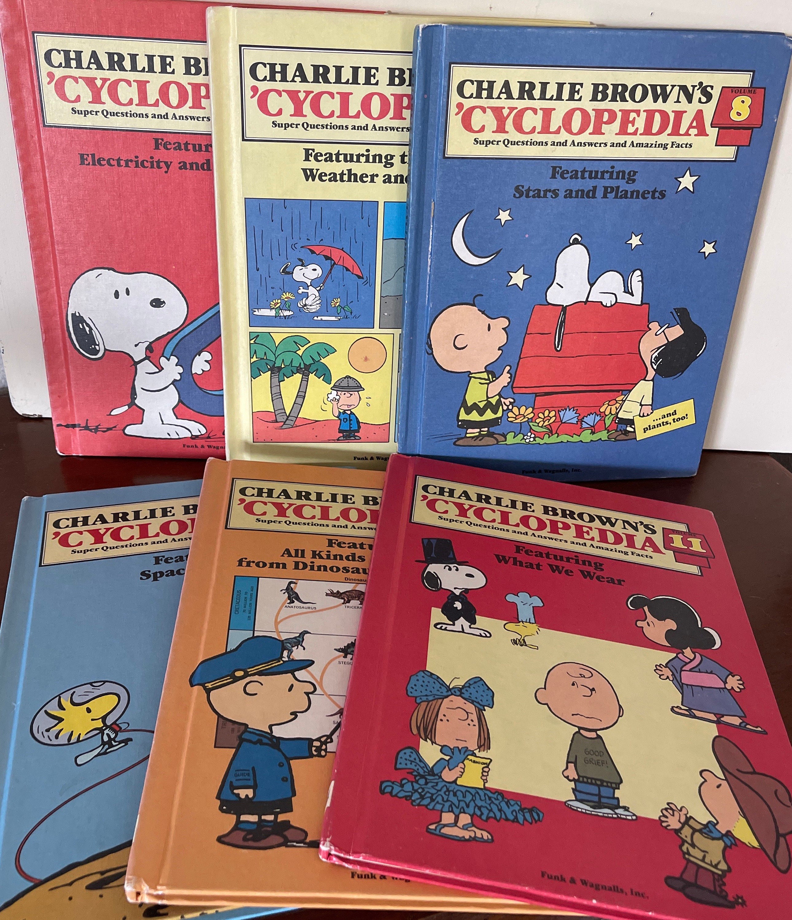 Peanuts Encyclopedia - Etsy