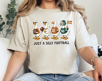 Camiseta de fútbol "Just A Silly Football", Camiseta de fútbol "Goose" divertida, Camiseta para el día del partido, Camiseta para mamás deportistas, Camiseta de fútbol "Goose", Camiseta para amantes del deporte 374003